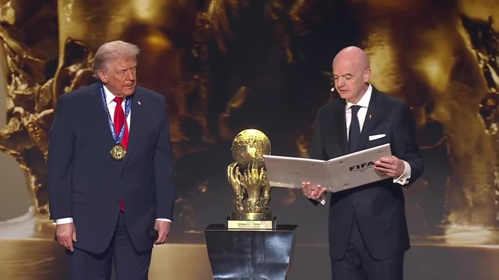 国际足联官方：特朗普获得首届国际足联和平奖！