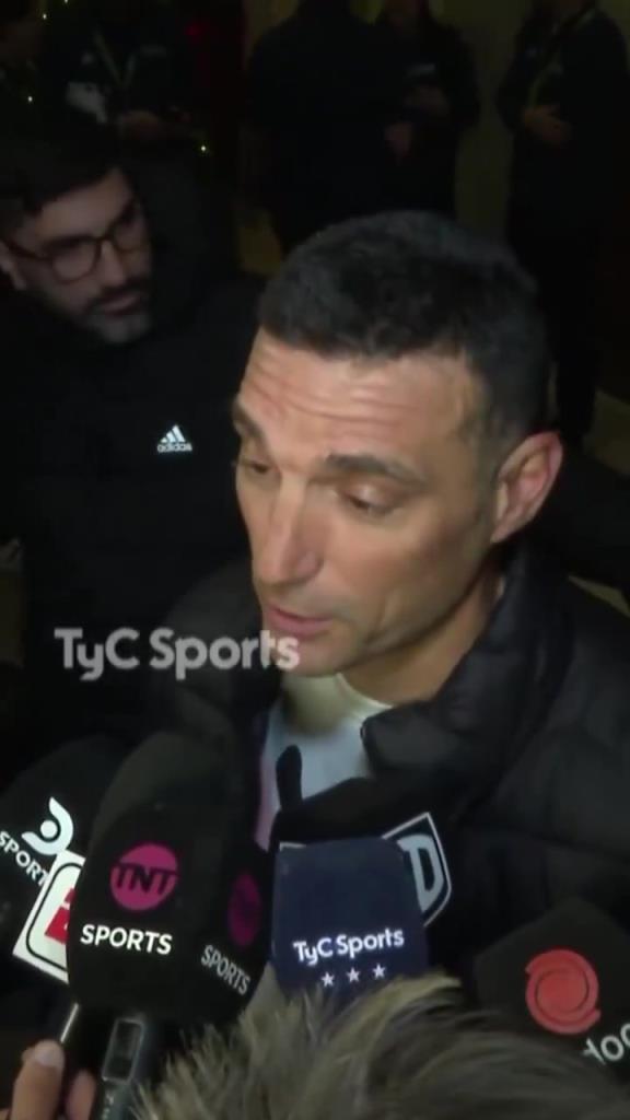 梅西会参加世界杯吗？斯卡洛尼：我们将陪伴并支持他做出的决定