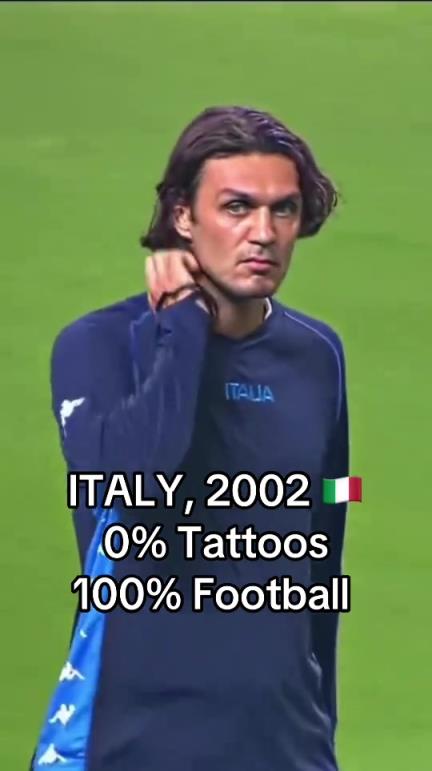 帅出天际！02世界杯意大利国家队堪称男模天团