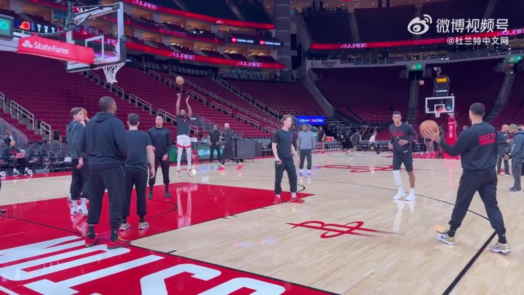 有点像杜兰特了？小贾巴里-史密斯赛前训练投篮