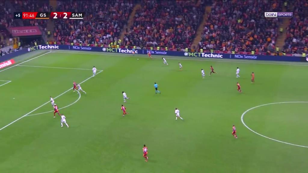 世界级中锋！奥斯梅恩倒钩绝杀！这实力真的是有目共睹！