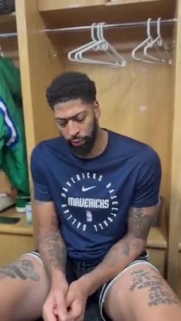 明天背靠背打火箭！浓眉赛后表示：我的膝盖没事~