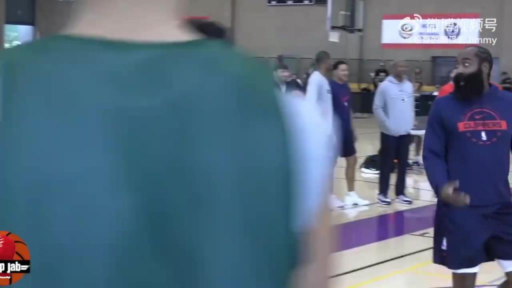 泰伦·卢&保罗队内训练完整版视频：保罗觉得快船训练有问题，并通过哈登转达给卢指导