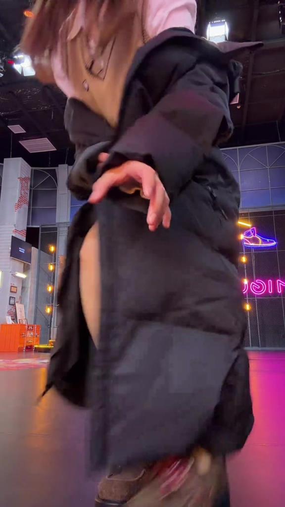 女主播小七：不容易兄弟们赢球了！骑勇大战 你看没看