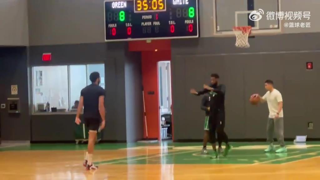 塔图姆最新训练，这对抗，这身手，看着似乎可以复出了啊