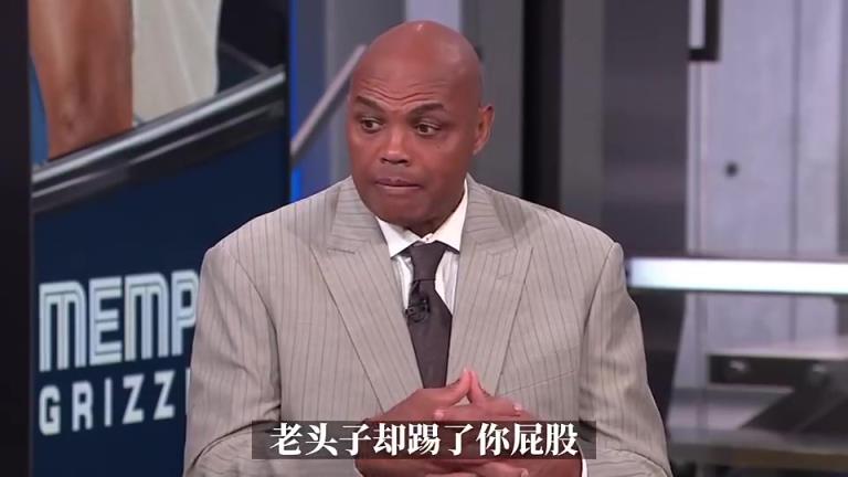 巴克利曾阴阳狄龙：你不能光嘴上厉害！你喊詹姆斯老头子却被暴揍