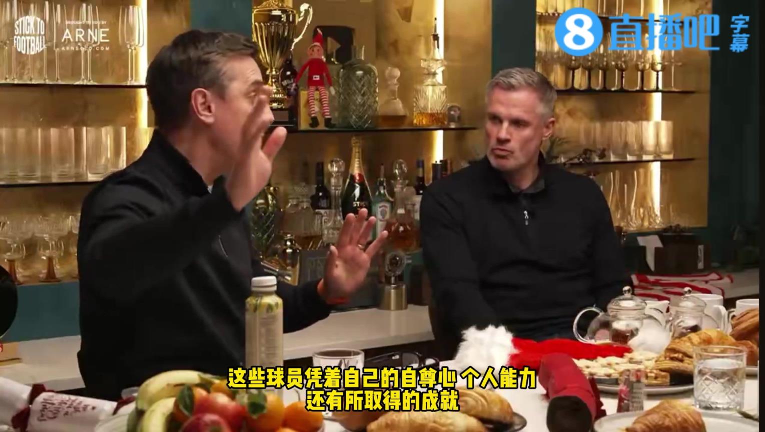 真敢说啊！内维尔：萨拉赫不会坐下来看加克波踢球