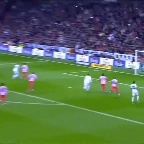 当年C罗打入这些神级进球，穆里尼奥场边反应