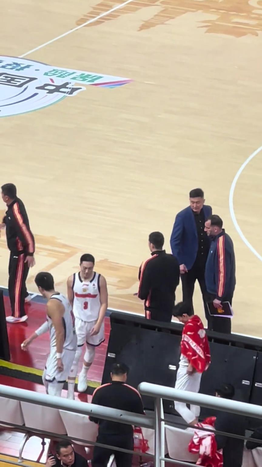 杜导要被气s了，胡明轩这次不是很给力哦！