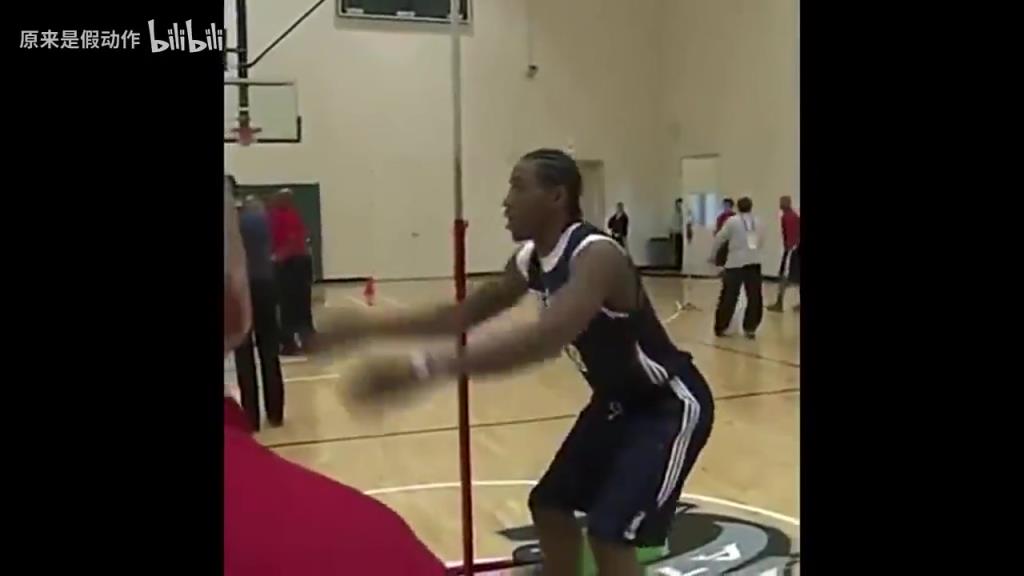 静态天赋是真的炸裂！珍藏视频：小卡当年的试训！