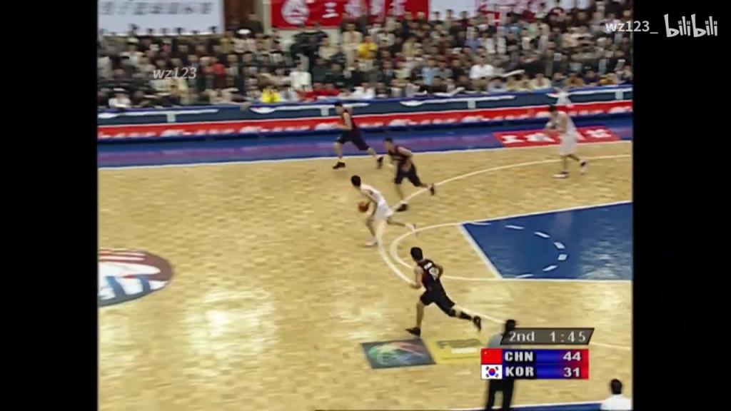 统治攻防两端！姚明03年亚锦赛面对韩国狂轰30分15板6助5帽！