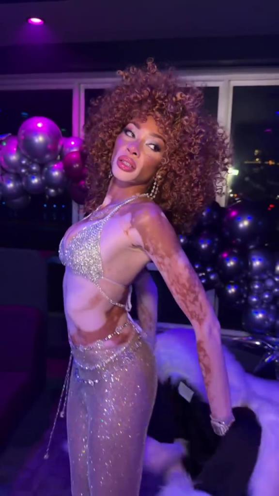 库兹马超模女友温妮·哈洛这转场，我也就看了十几遍！