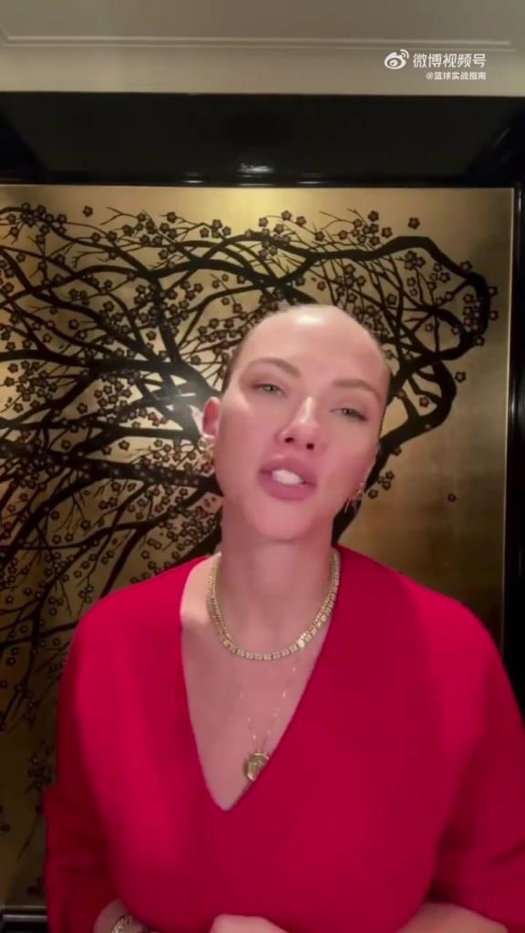 41岁的寡姐也略显老态了，阿杜应该不会再想喝她洗澡水吧