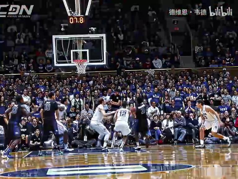 逐渐追上当时的期望！回顾英格拉姆大学时期的炸裂表现！