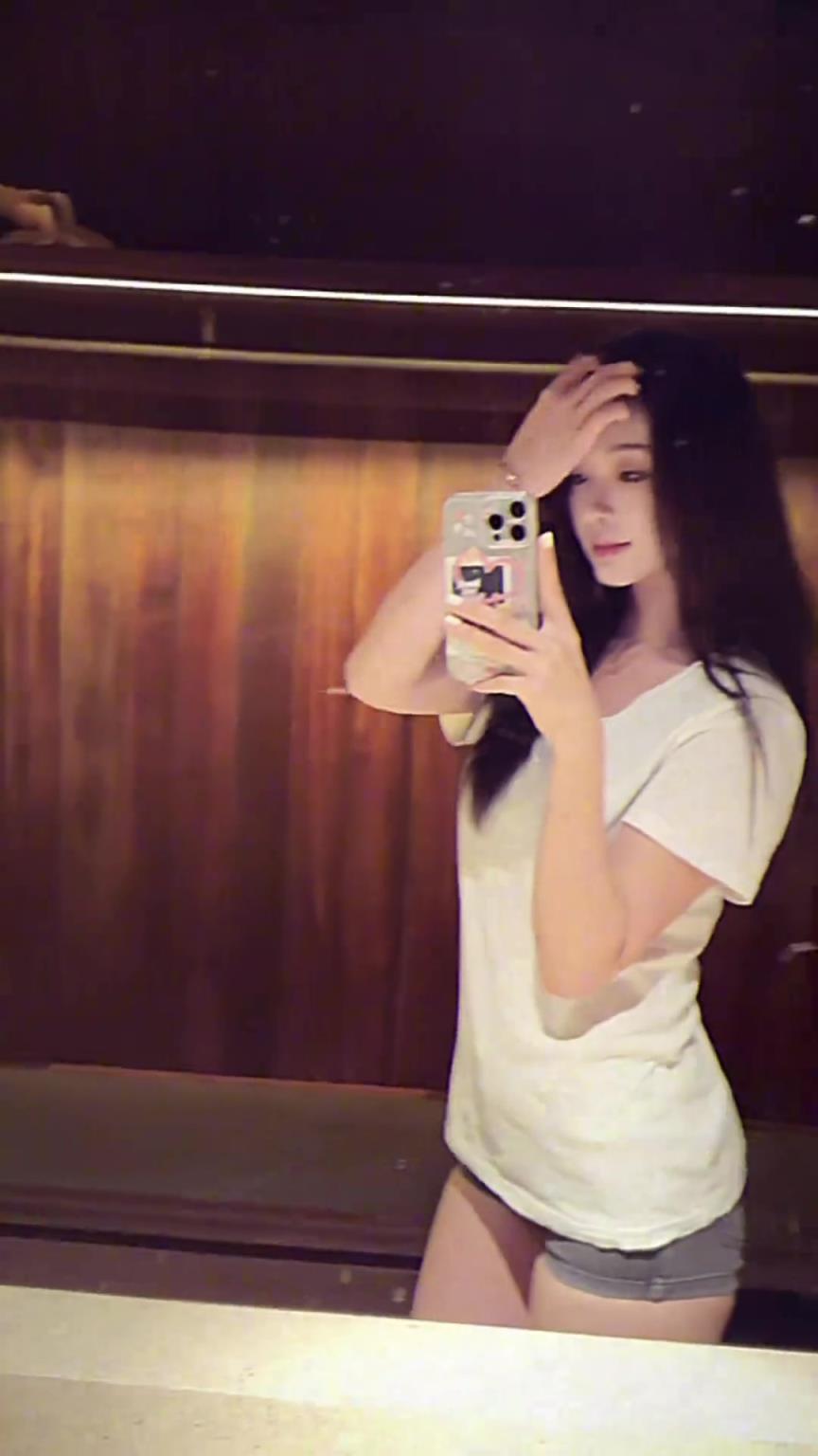 你告诉我，该怎么和周楷恒抢？