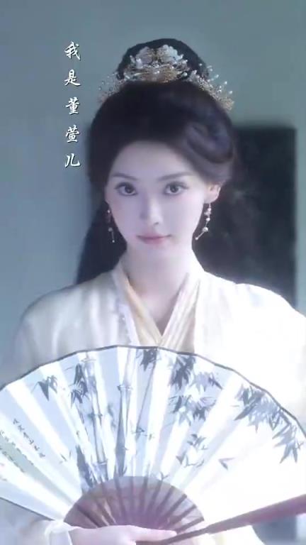 金佳悦此前参演仙侠剧的装扮，这也太仙了！