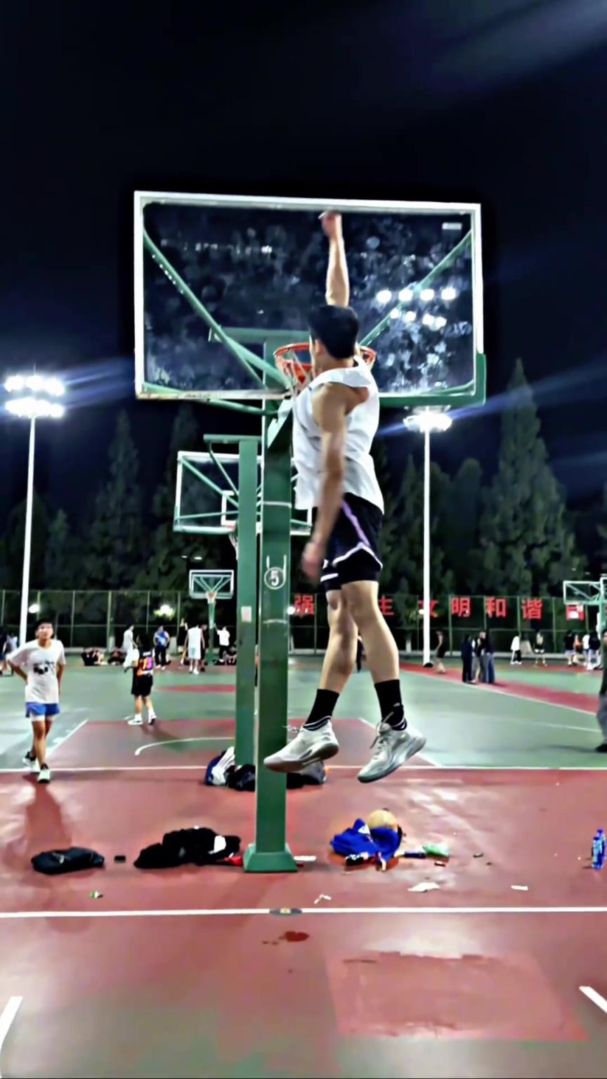 替大家检验过了，云南依旧没有地心引力...