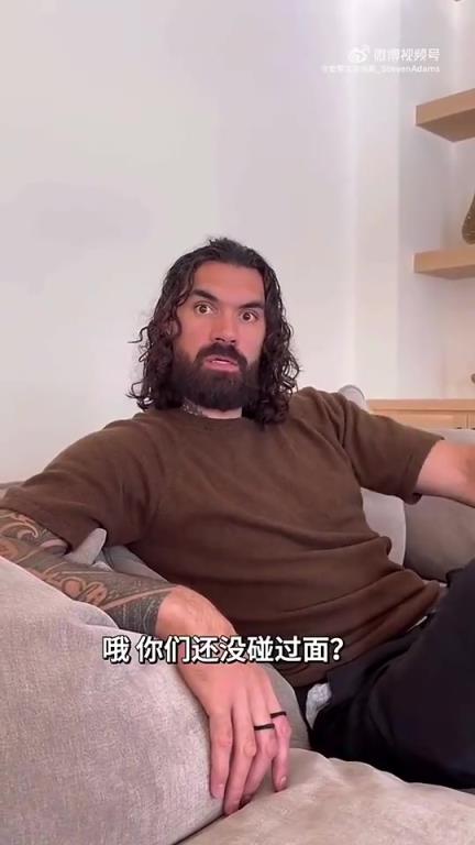 今天对上了！亚当斯曾谈：若斯普利特让瀚森对位我，我会很吃惊！