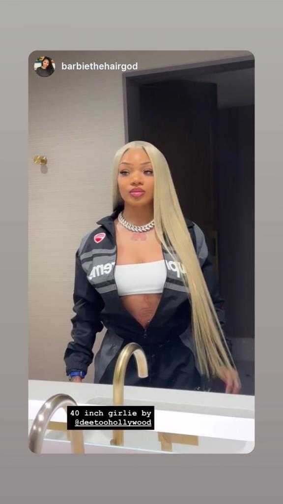 英格拉姆未婚妻在洗手间自拍！莺歌这审美有点难评啊