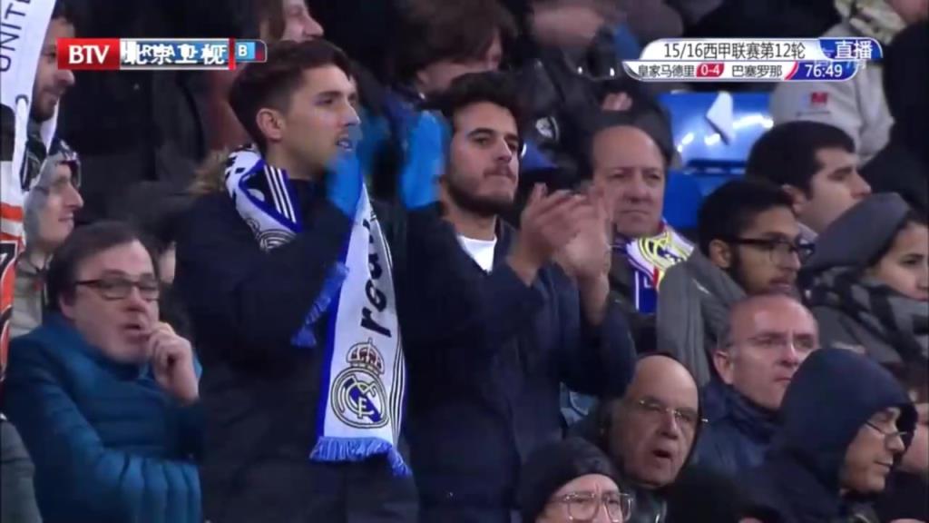 杀伐果断！名场面：是怎么样的表现，让小白赢得了死敌的掌声？