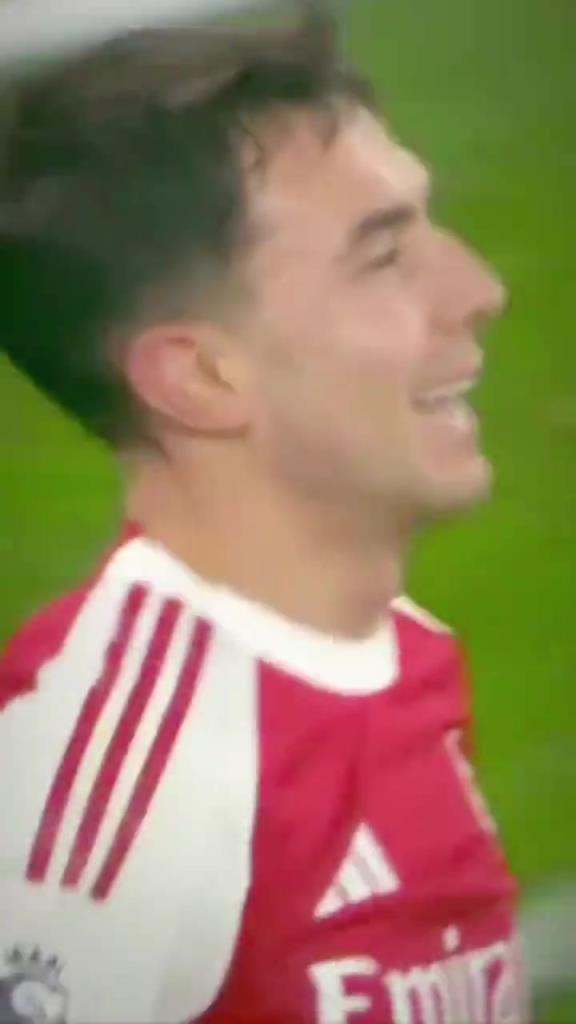 失误也是比赛的一部分！阿森纳球迷：艰难的时刻会让人更强大！