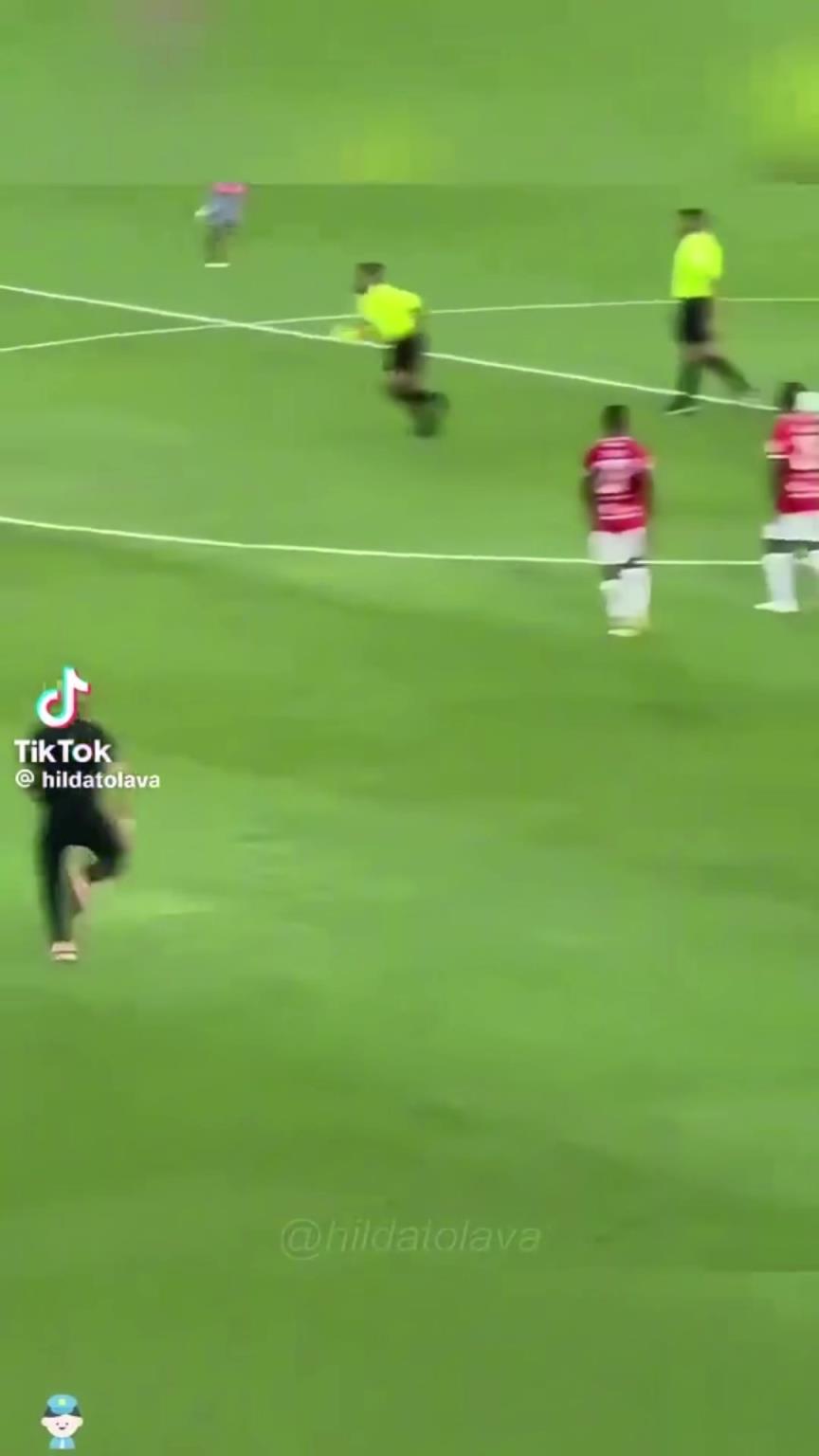 年薪千万是有原因的！梅西保镖这冲刺速度，直接看傻眼了...