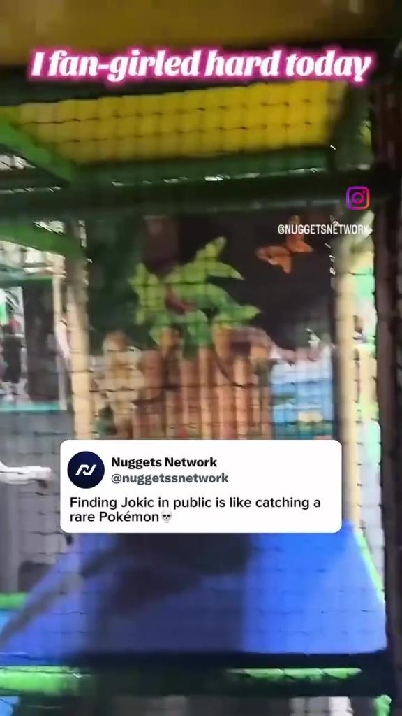 有点可爱呢！网友：公共场合发现约基奇，抓到稀有宝可梦！