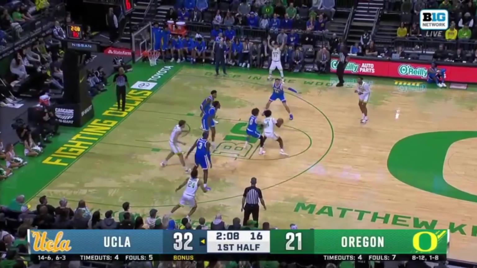 林葳无语了！上半场这球队友会没看到林葳？也太独了把？