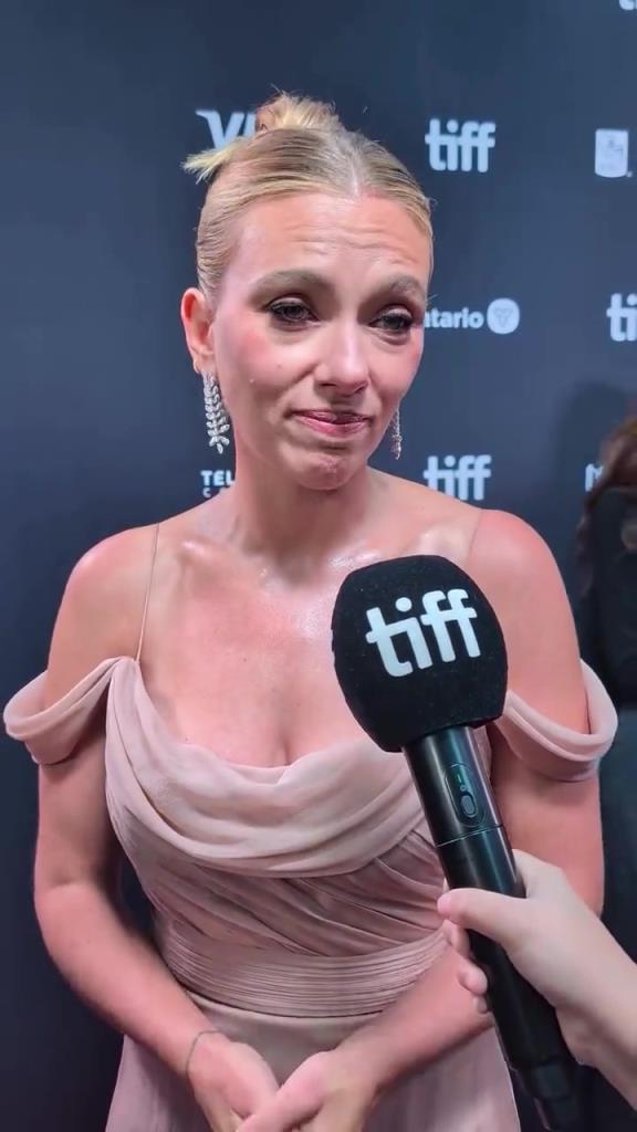 41岁的斯嘉丽也是老了 ！不知道此刻的KD还想喝她的洗澡水嘛？