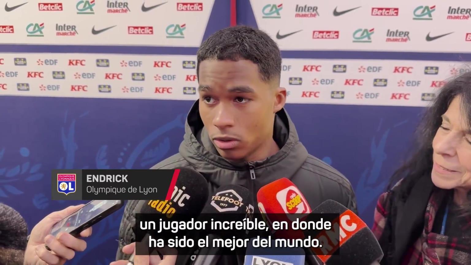 差距有多大❓️恩德里克：本泽马领先我光年之遥！他曾是世界最佳