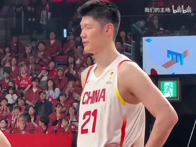 真是燃尽了！昨晚最后时刻，胡金秋不断通过深呼吸来进行调整！