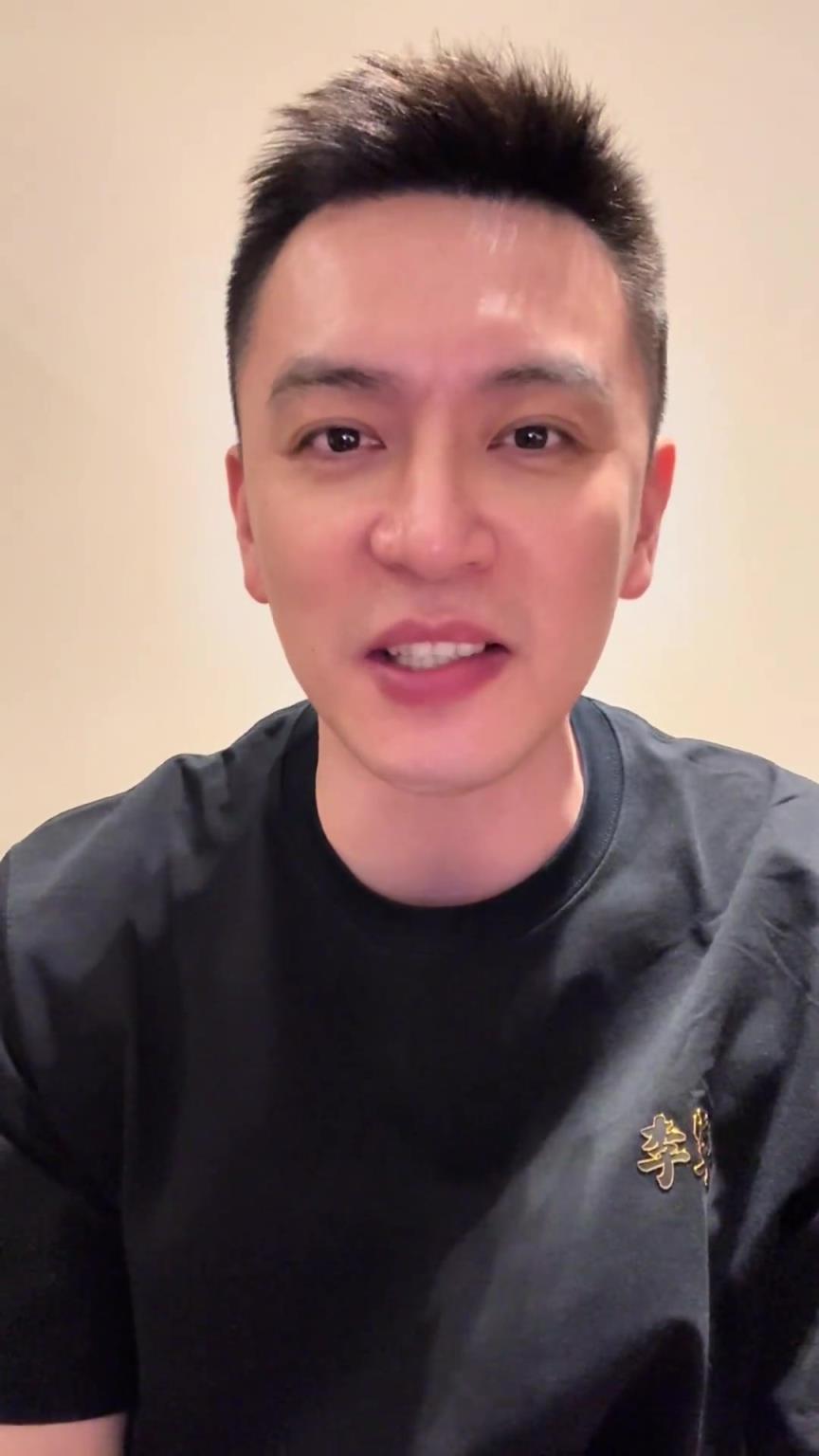 杨鸣发视频恭喜中国男篮再次完成惊天逆转