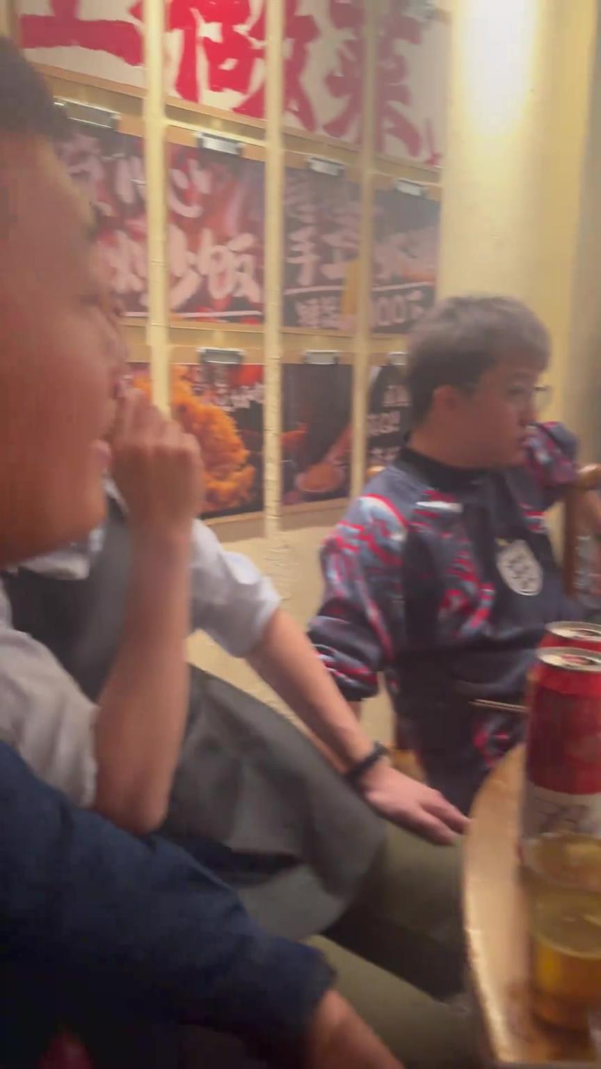 王楚淇在酒桌上谈自己没踢出来：我刺头、太狂而且反抗精神太严重