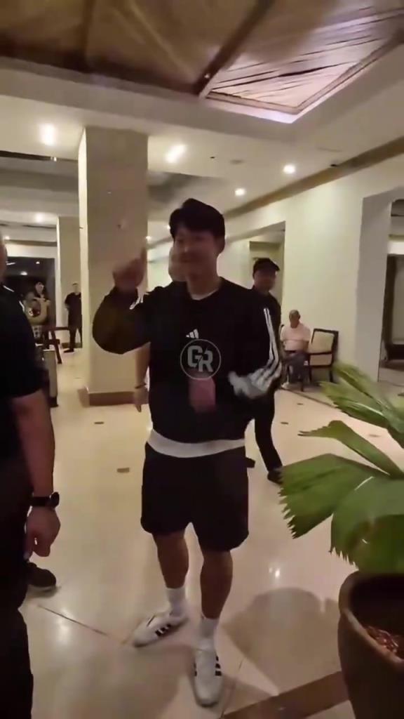 也算是国际级球星了！孙兴慜此前受到了洪都拉斯球迷的欢迎！