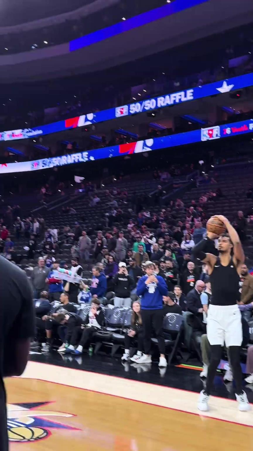 这就是外星人？2米26的文班亚马三分训练竟然24中23！