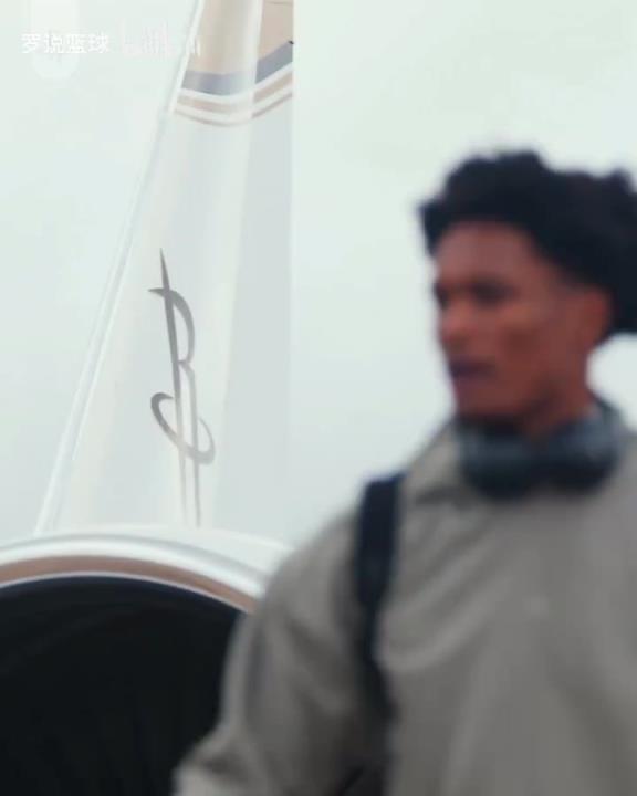 火箭出征圣安东尼奥！小帅杜兰特这气质确实独一份