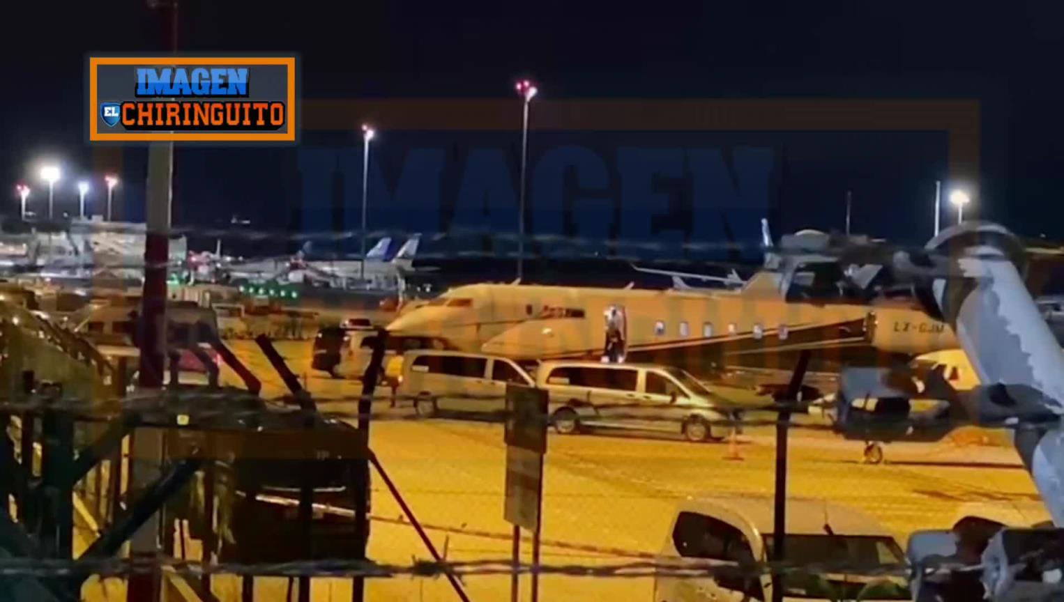 姆巴佩已抵达马德里，绯闻女友爱珀斯托陪同他一同抵达