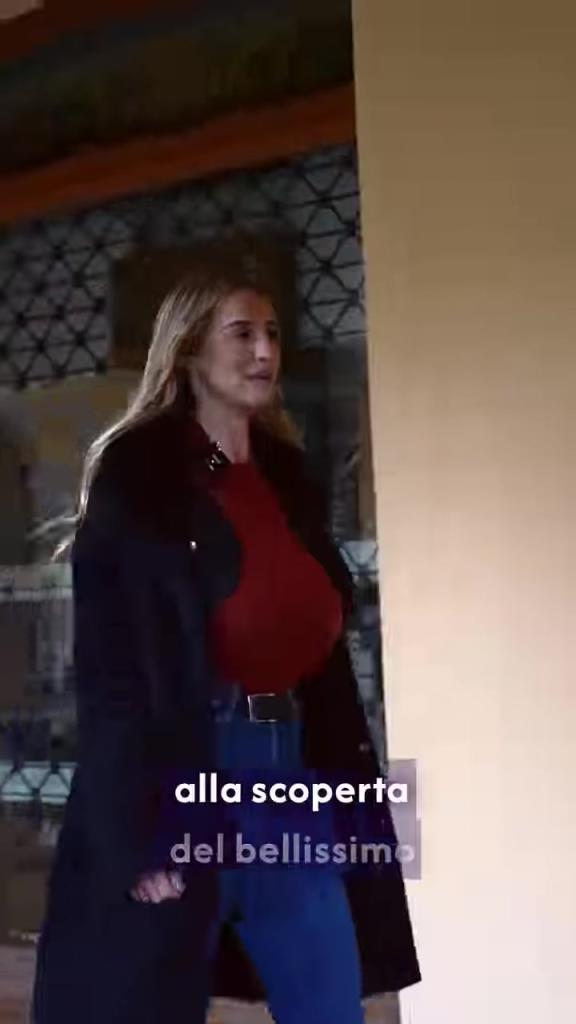 皇马女主持这身材属实吓人……简直就像是一只大水牛