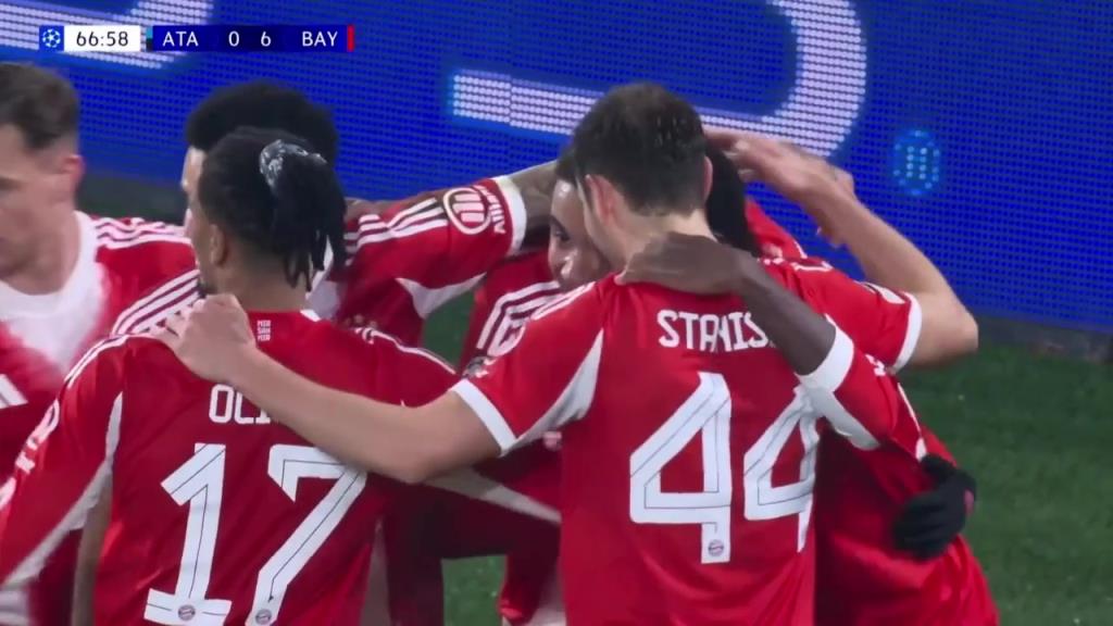 拜仁6-0亚特兰大！杰克逊下底传中助攻，穆西亚拉门前抢点破门！