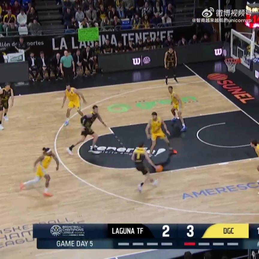 越老越妖！43岁巴西妖刀胡尔塔斯篮冠联再砍28分6助