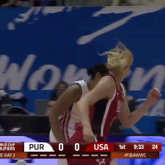 中距离确实准佩奇被切球后极限出手为美国女篮拿下首分~