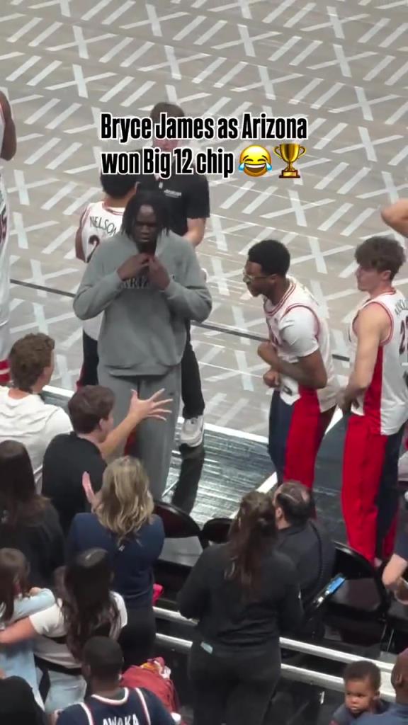 比他哥哥有活力？詹姆斯二儿子布莱斯所在球队夺得冠军