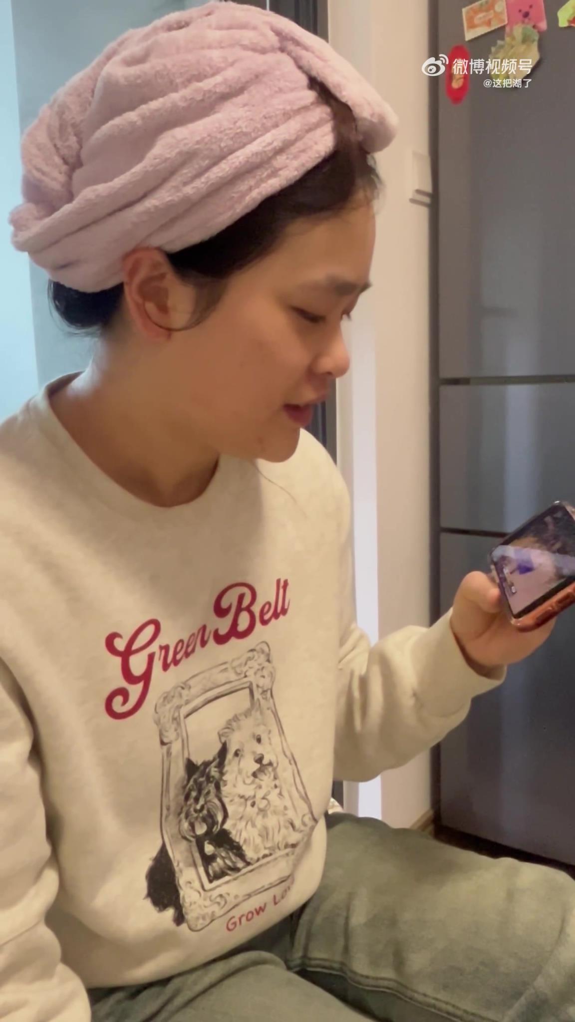 刺激！里夫斯的自抢自投绝平 把湖人小姐姐看忒激动了