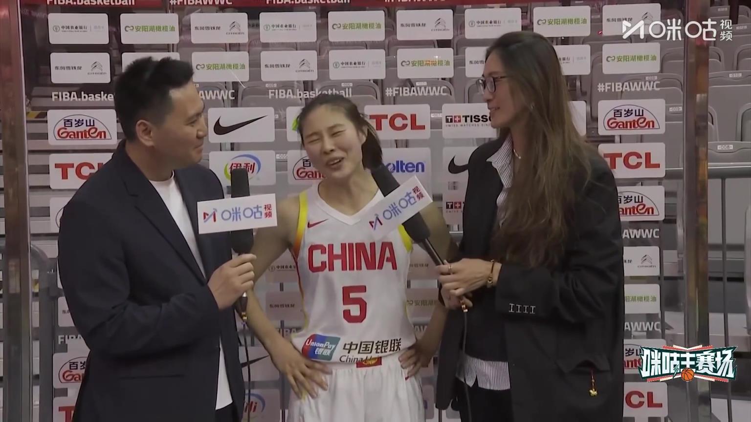 王思雨坦言：老队员不好当啊，但责任在我身上时，我是那个应该站出来的人