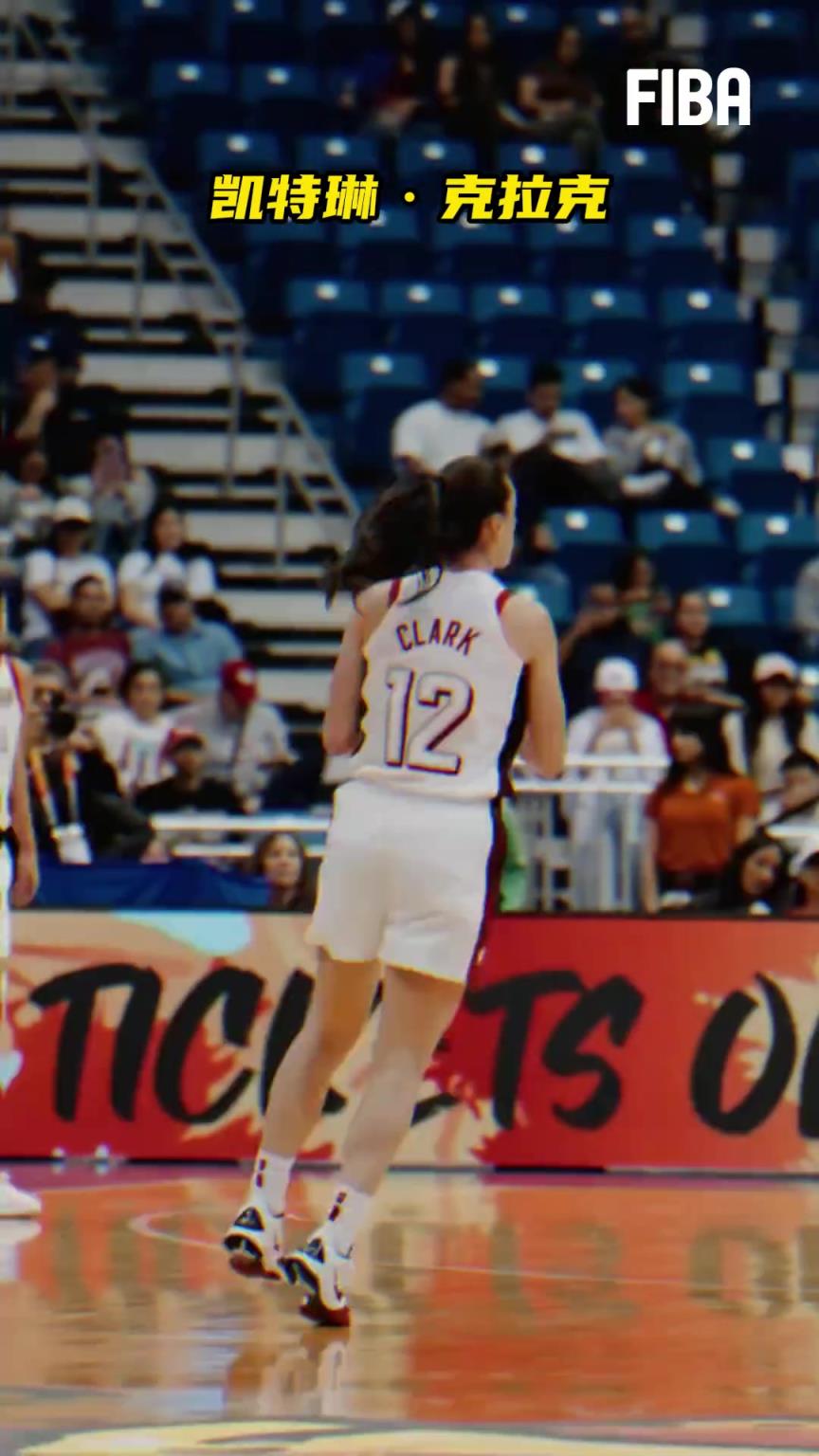 场下社恐躲避采访，场上社牛迎难而上，你更喜欢哪一面...