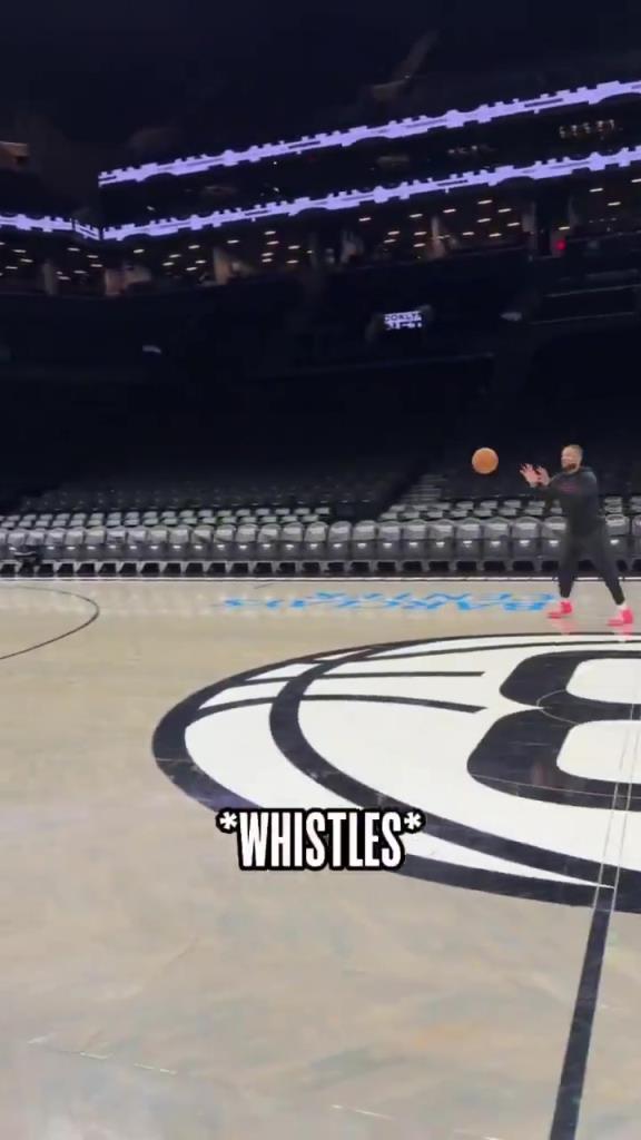 这么牛？记者透露利拉德训练中投进超200记Logo Shot