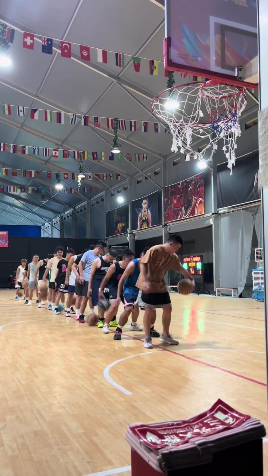 大哥，把你放第一个的原因找到了！！