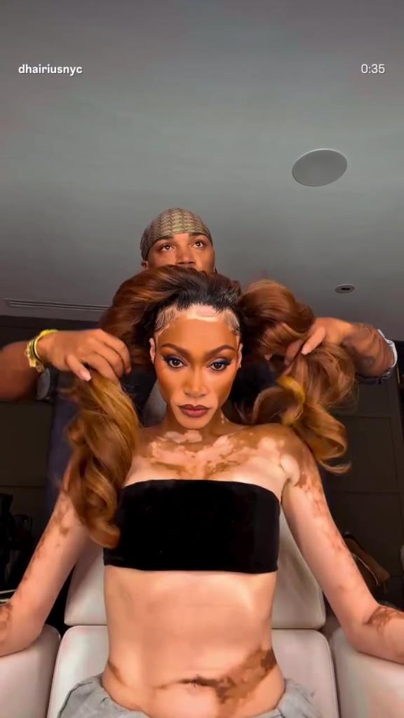 库兹马超模女友晒大波浪造型，你们欣赏得来吗？