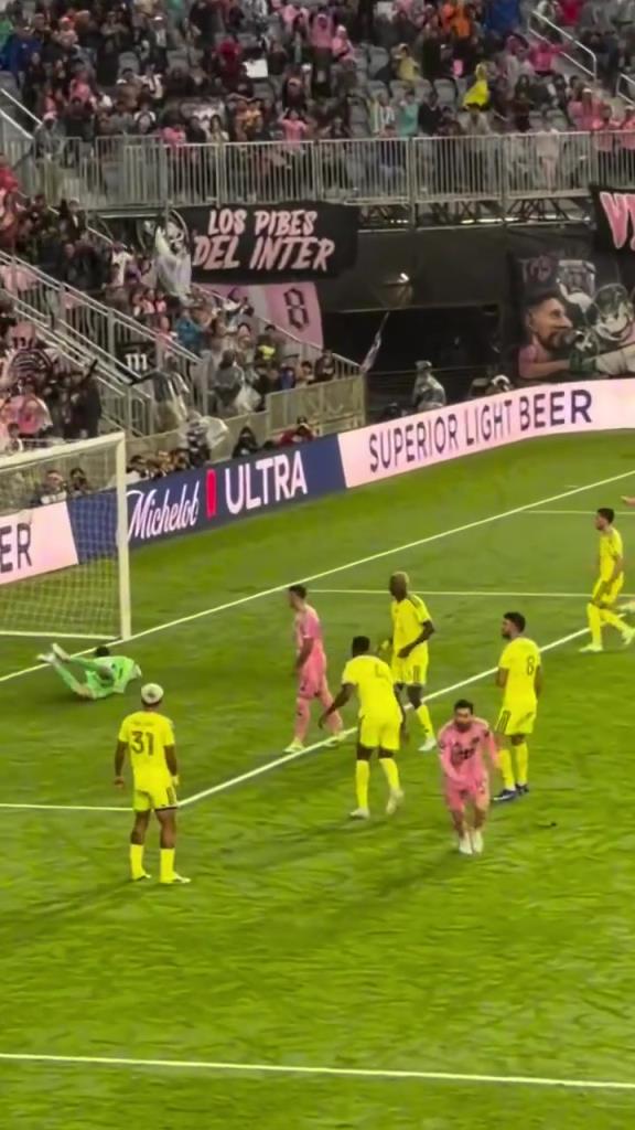 再创历史！38岁梅西解锁生涯900球，创足坛最快最年轻记录