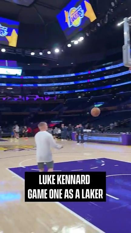 真的准啊！看肯纳德赛前三分训练！接球就投，投了就进！